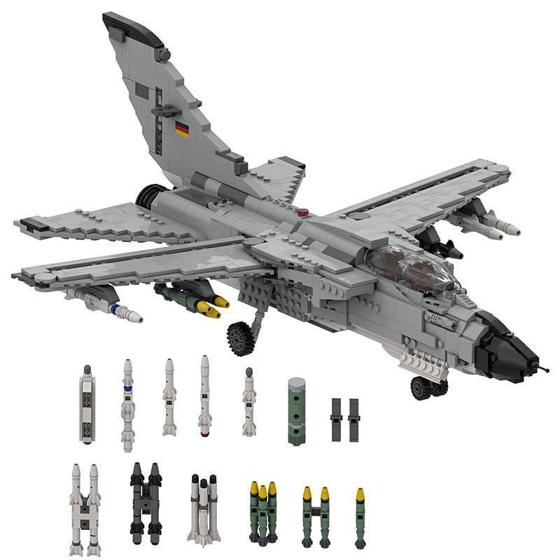 1:32 Scale Bomber Aircraft MOC Building Kit - 4