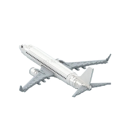 737-800 Twin-Engine Narrow-Body Passenger Jet MOC Building Kit - 3