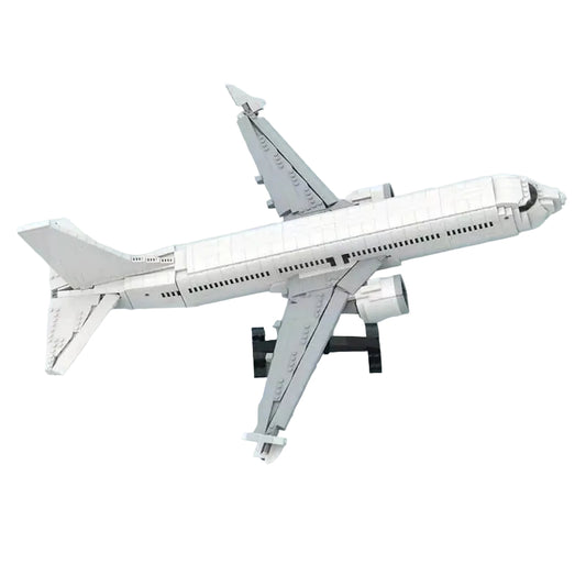 737 MAX 8 Twin-Engine Narrow-Body Passenger Jet MOC Building Kit - 1