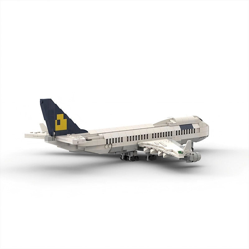 747-400 Wide Body Aircraft MOC Building Kit | 1:200 Commercial Jet Model - 3