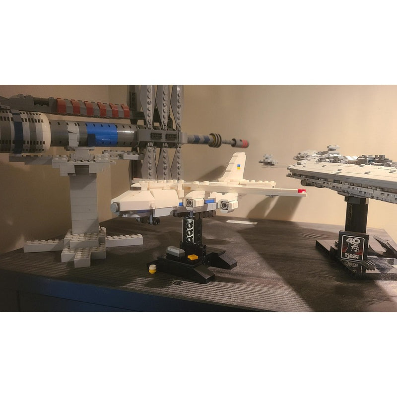 AN-124 "Ruslan" Heavy Cargo Aircraft 1:300 MOC Building Kit - 3