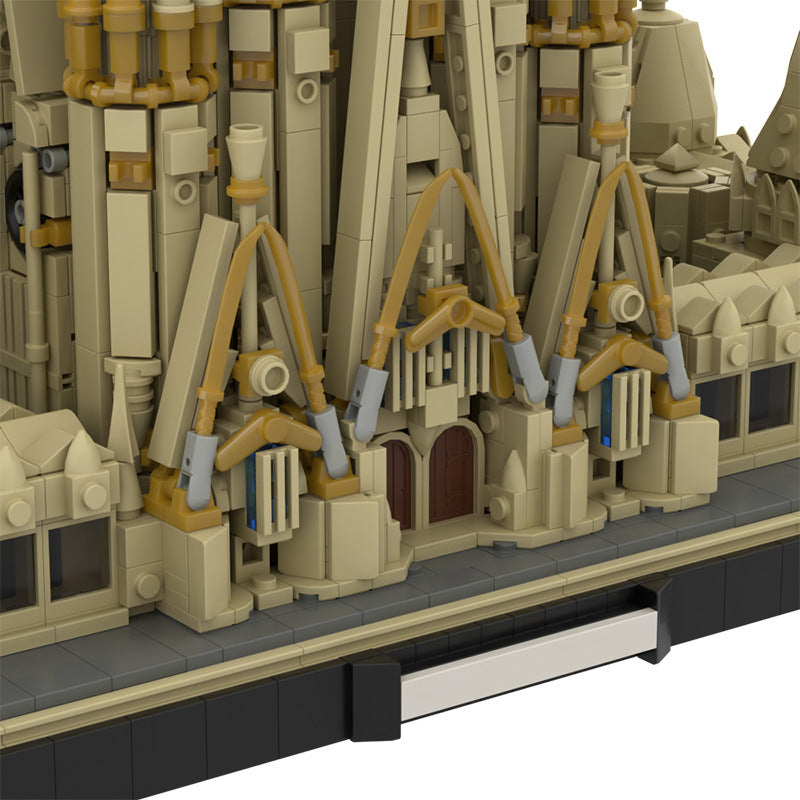 Barcelona Sagrada Familia MOC Building Kit | LEGO-Compatible MOC - 2