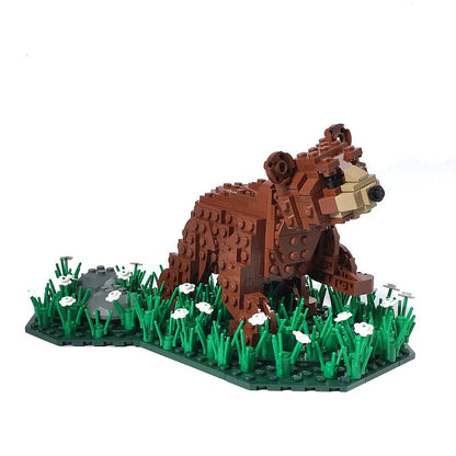 Bear Cub Wildlife MOC Building Kit | Detailed Animal Display Model - 1