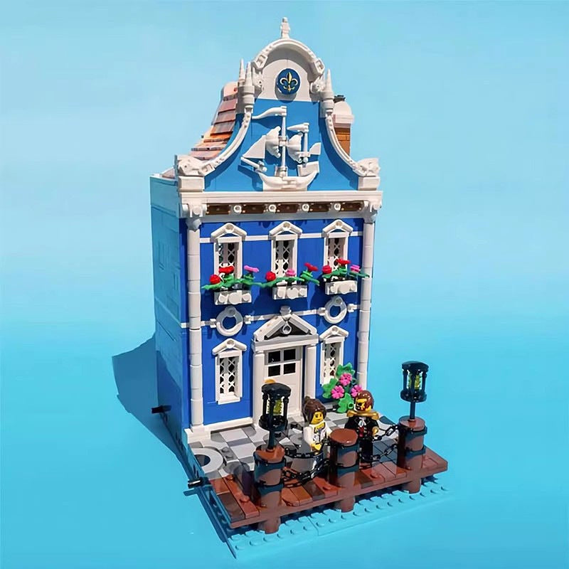 Captain's House MOC Coastal Architecture Building Kit - 6