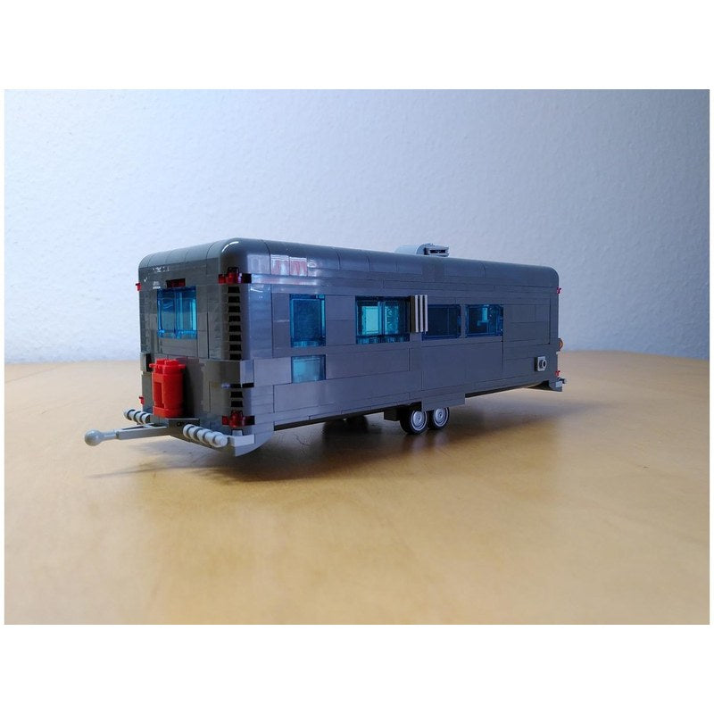 Classic American Camping Trailer Building Kit | LEGO-Compatible MOC - 3