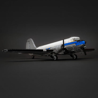 DC-3 Propeller Commercial Airliner Building Kit | 1:50 Scale - 2