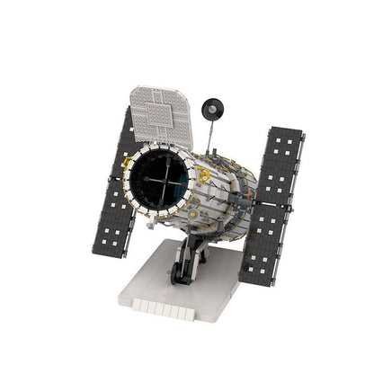 Hubble Space Telescope 1:25 Scale MOC Space Telescope Building Kit - 1