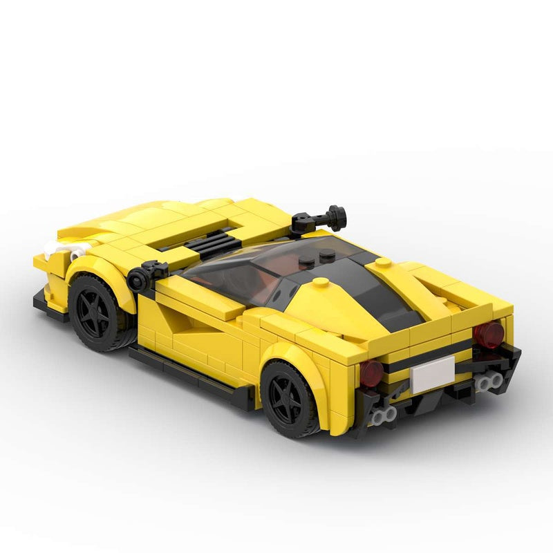 Italian Front-Engine Turbo Sports Coupe Building Kit | LEGO-Compatible MOC - 4