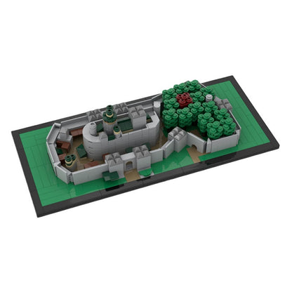 Northern Fortress Castle Skyline Building Kit | LEGO-Compatible MOC - 3