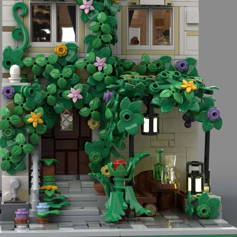 Old Greened House MOC Modular Building Kit | Vintage Architecture Model - 2