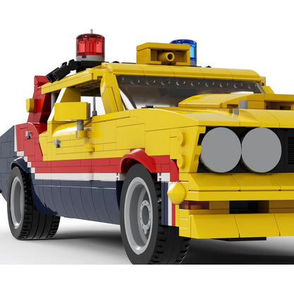 Post-Apocalyptic V8 Interceptor Car Building Kit | 1:18 Scale | LEGO-Compatible MOC - 2