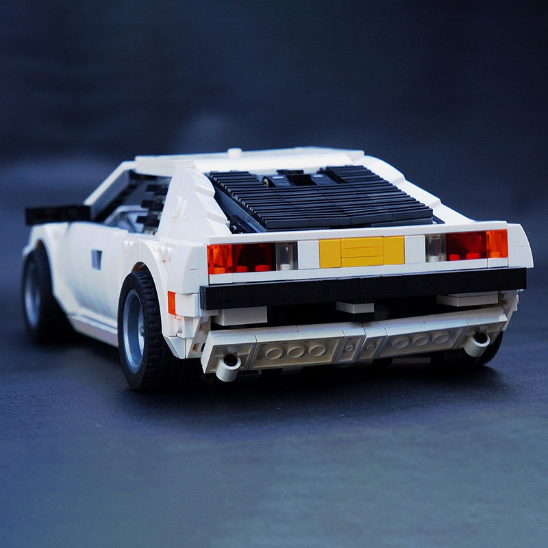 Secret Agent 1977 Transforming Submarine Sports Car Building Kit | LEGO-Compatible MOC - 2