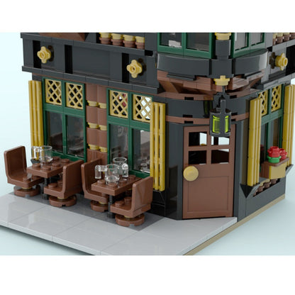 The Crown Pub MOC Medieval Tavern Building Kit - 3