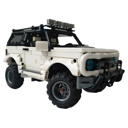 White 4x4 Off-Road SUV with Working Suspension MOC Building Kit - 1