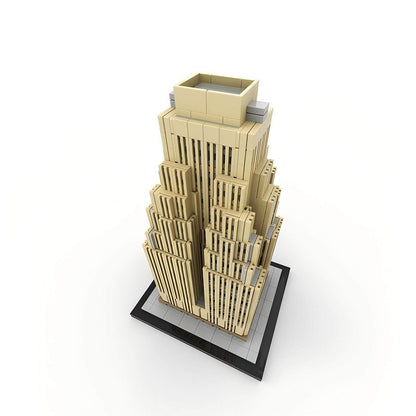 Wyndham New Yorker Hotel Building Kit | 1:800 - 2